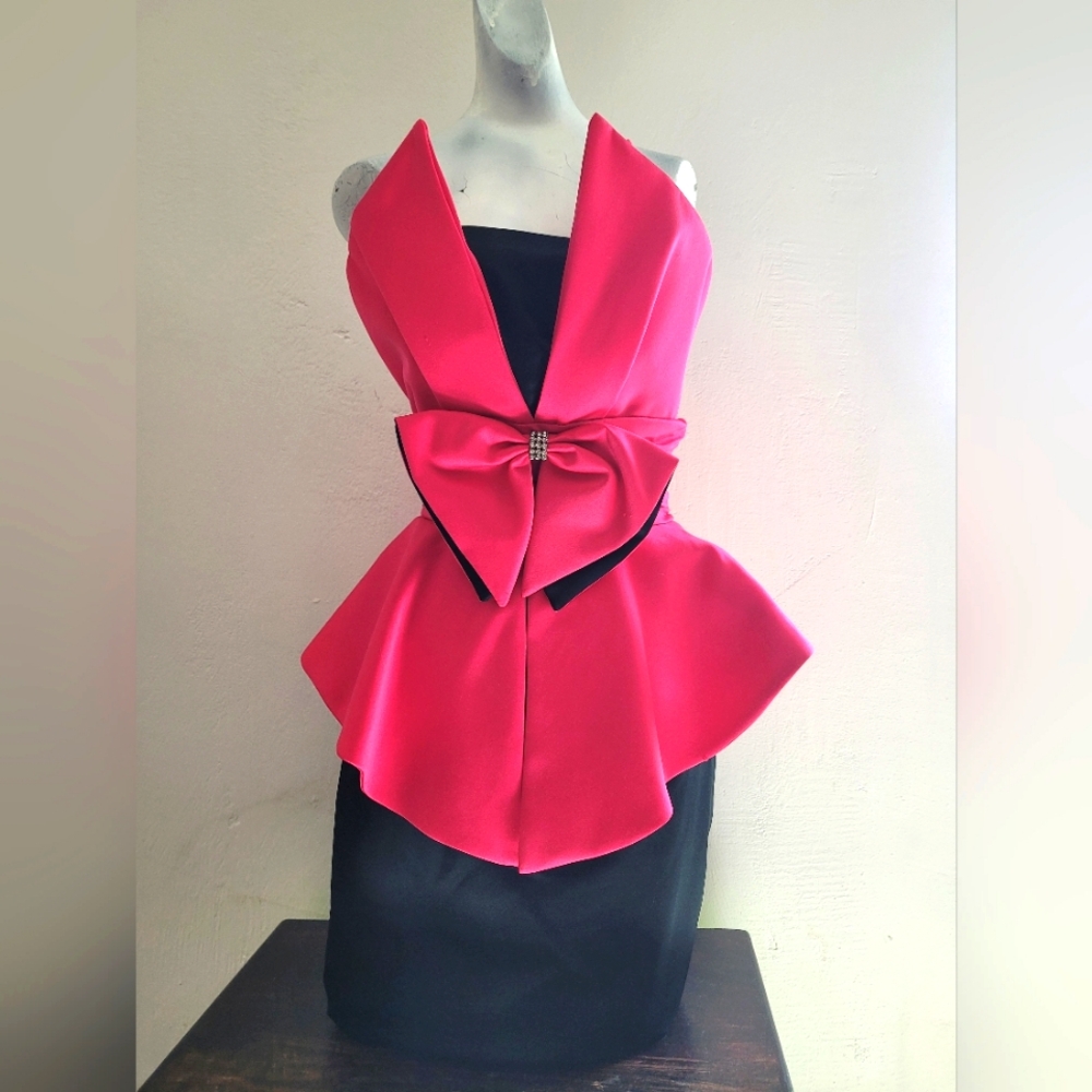 NIGHTWAY Designer Dress, 80s Vintage,Pink and Black Dress with Bow Detail XS-S